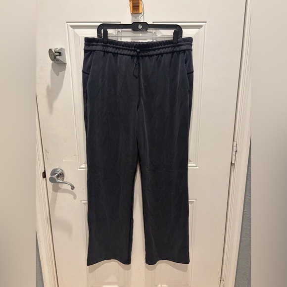 Lululemon Softstreme High-Rise Pant Black Gray Sweatpants Small Pockets - Picture 3 of 7